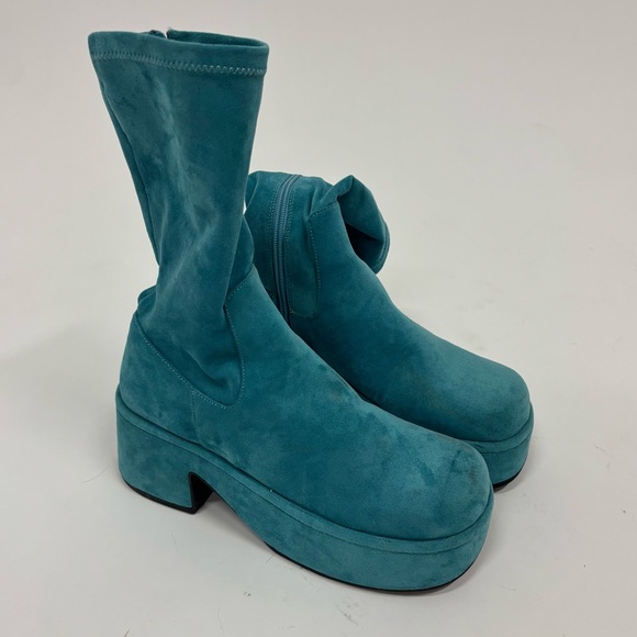 Steve Madden Shoes - Teal turquoise suede platform boots